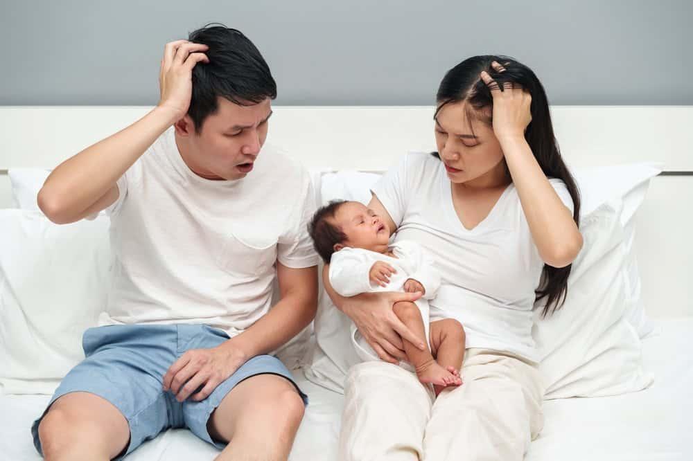 Bật mí 18 cách dỗ trẻ sơ sinh khóc bố mẹ đã biết chưa?