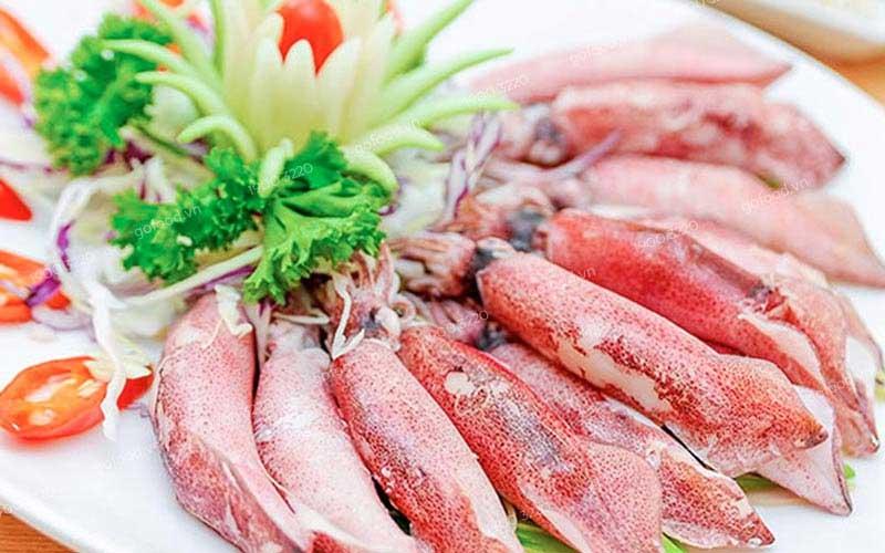 Cách hấp mực ngon với gừng