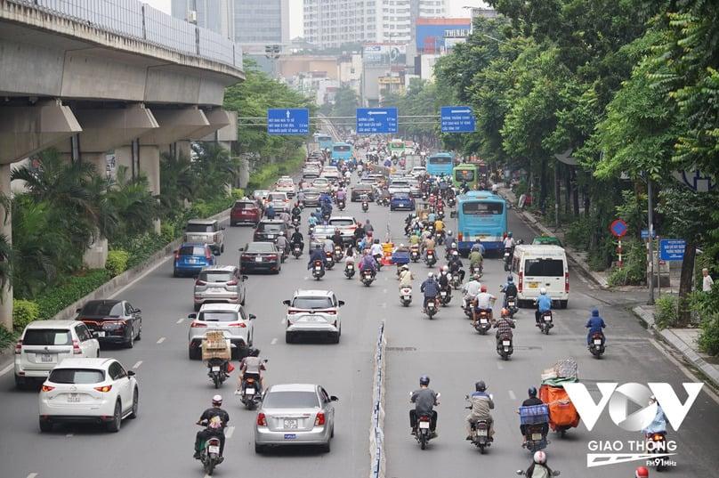 Hà Nội thí điểm phân làn phương tiện bằng dải phân cách cứng trên đường Nguyễn Trãi từ tháng 8/2022