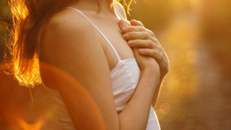 Núm vú bị thụt - Cách xử lý hiệu quả như thế nào bạn đã biết?