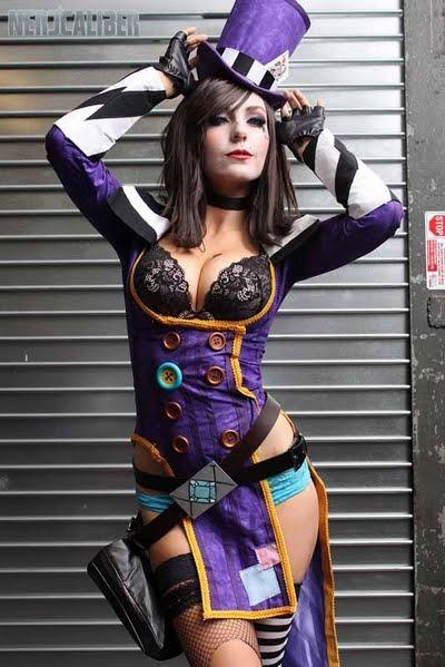 Mad_Moxxi_Cosplay_by_Jessica_Nigri