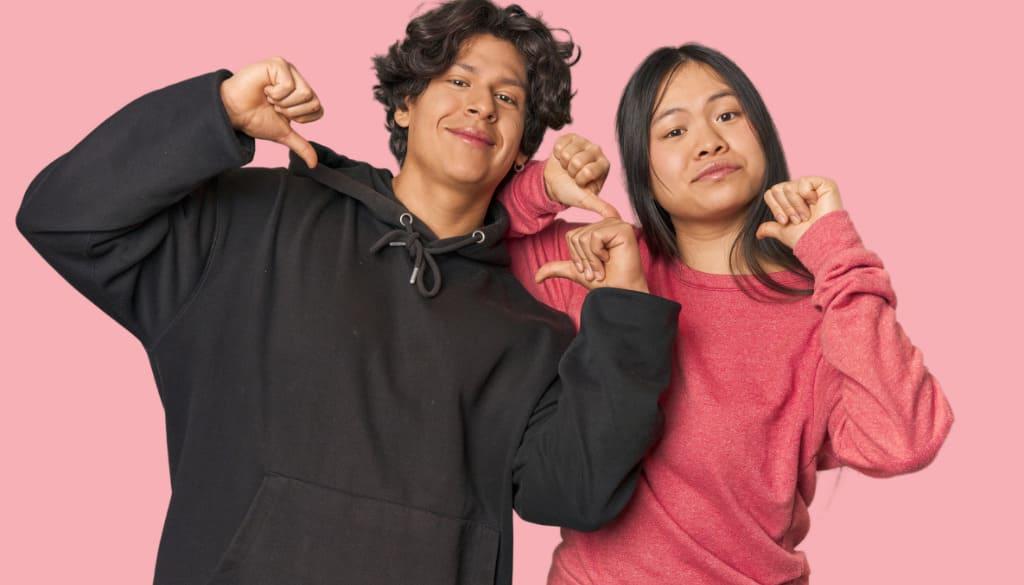 Áo Hoodie và Sweater khác nhau như thế nào? Cách phân biệt