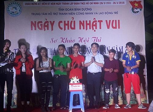 "Đẹp trai không bằng chai mặt": "Mình hẹn hò nhé?"