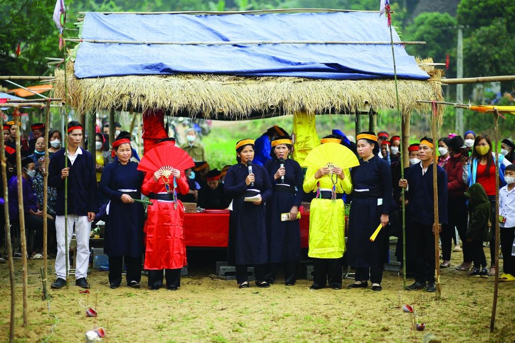 Về Tiên Thành trẩy hội Nàng Hai
