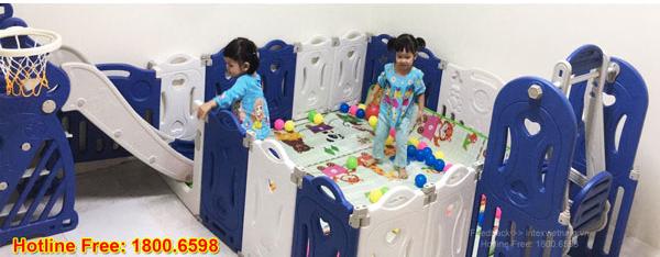 Cùng bố mẹ trông con Dịp Covid-19: quây bóng, cầu trượt, nhà nhựa cho bé