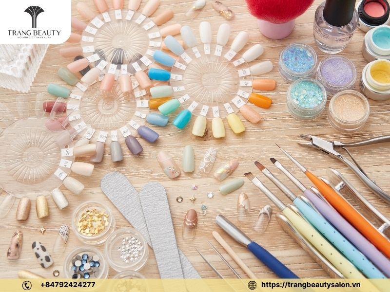 Bật mí cách vẽ móng đẹp đơn giản nhất – Top các mẫu móng hot trend 2025