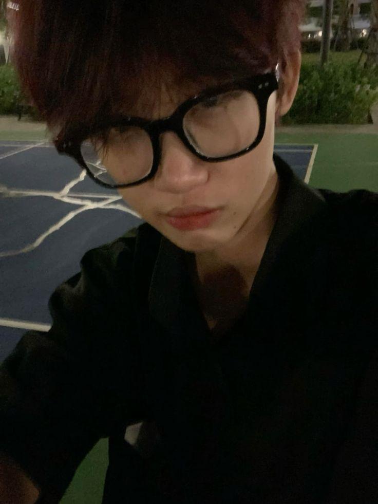 Bộ ảnh trai đẹp 2K12 (2012) – Thế hệ trẻ ham học hỏi