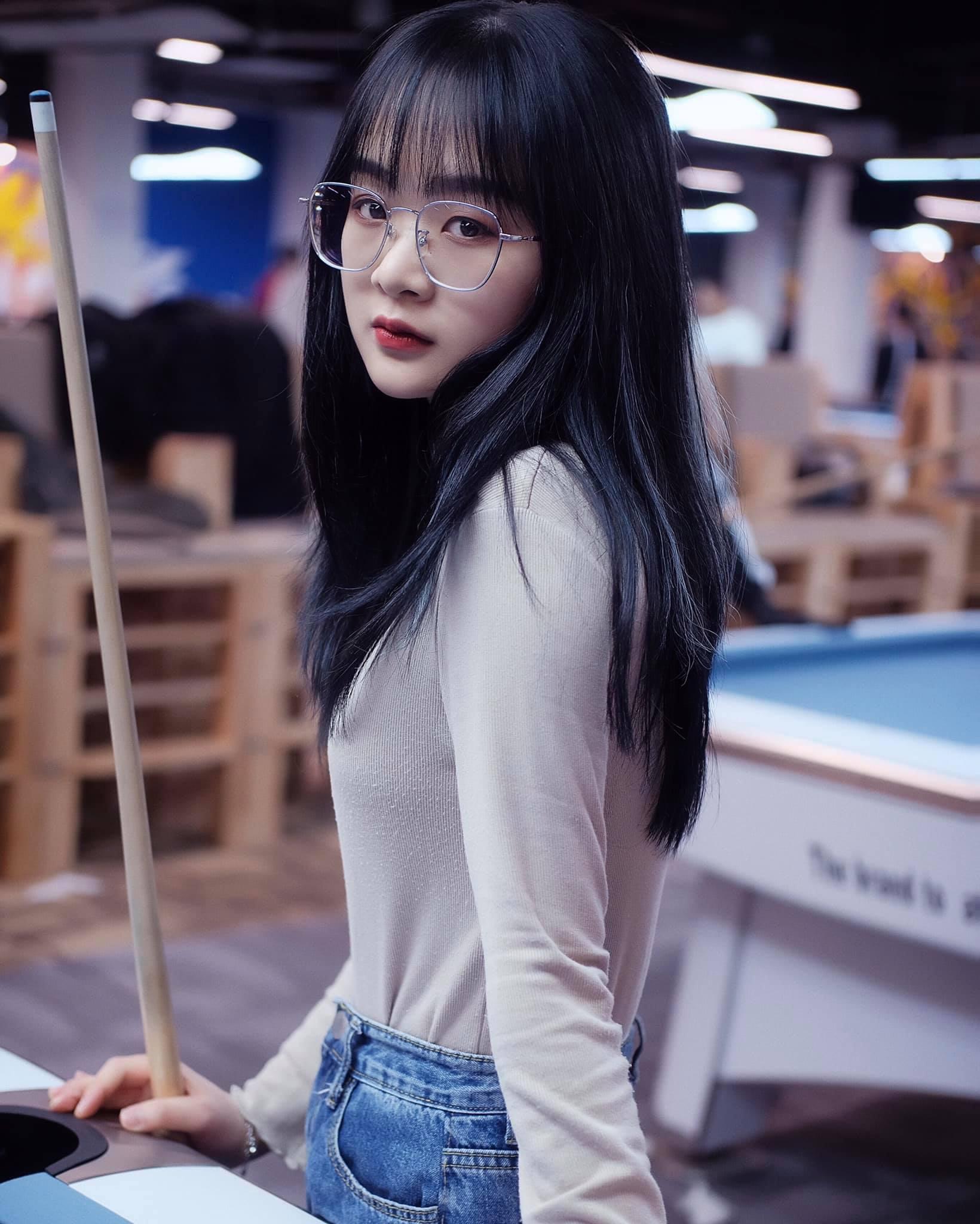 Gấm Kami là ai? Tiểu sử, đời tư và sự nghiệp của 'thánh nữ bi-a' Gấm Kami