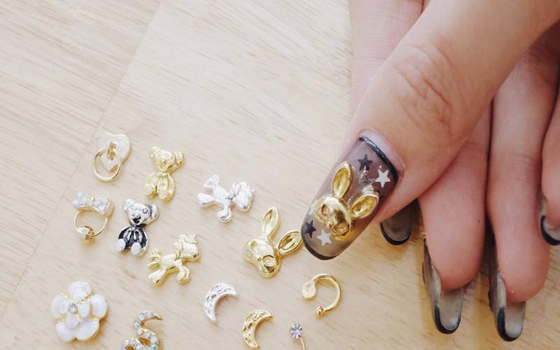 Gắn Charm Nail
