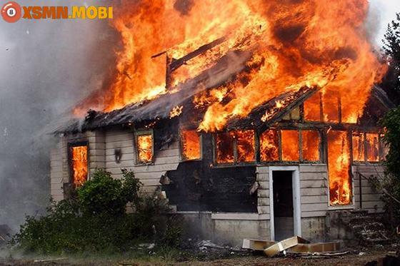 Mơ cháy nhà báo hiệu điềm may hay vận rủi?