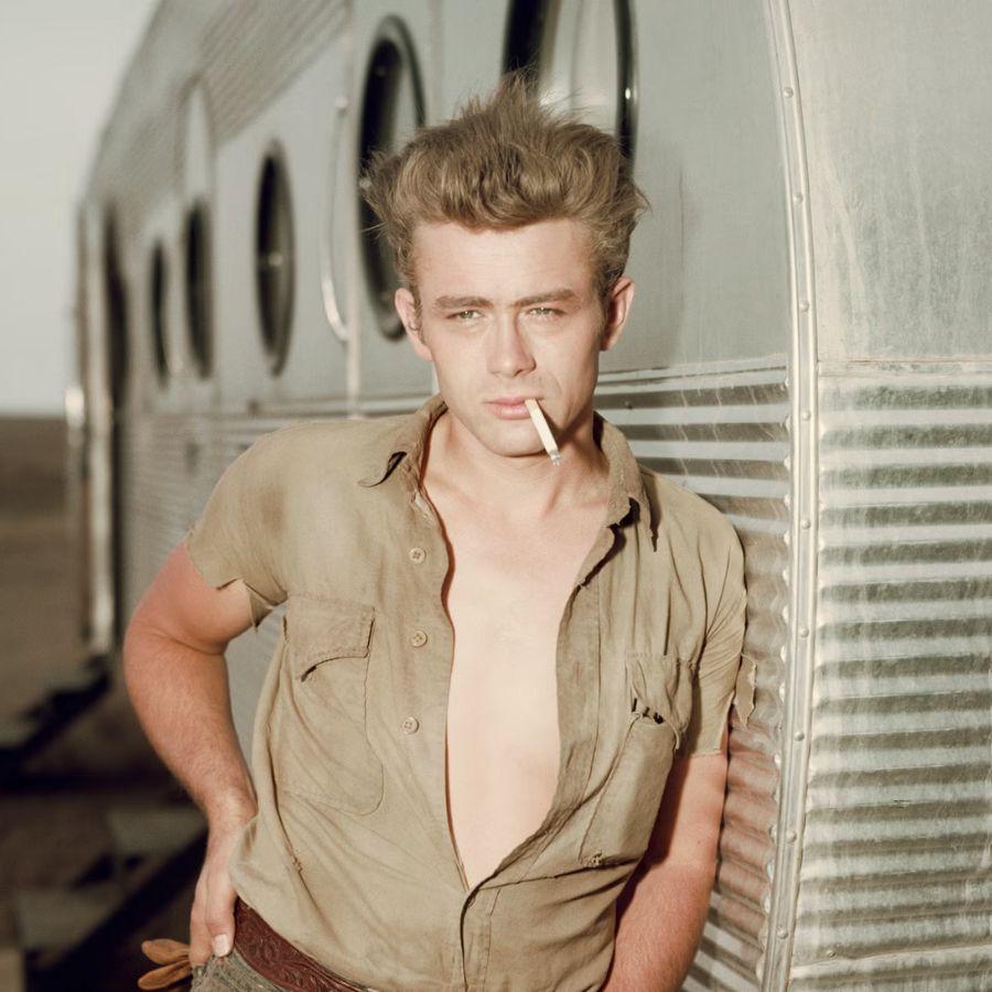 Bad boy là gì? Giải mã sức hút khó cưỡng của người đàn ông