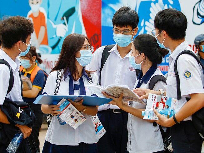 Kết thúc thi THPT năm 2020: Sĩ tử 2002  “vượt Vũ môn” thành công
