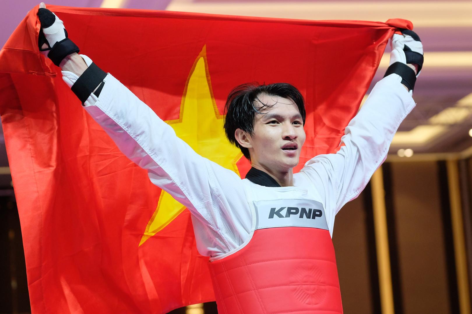 Ký sự SEA Games: Những trái tim truyền lửa