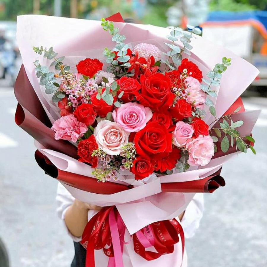 Hướng dẫn cách bó hoa tại nhà đơn giản