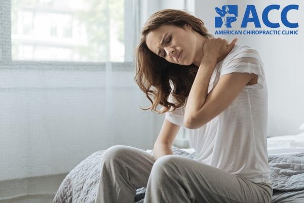 Trẹo cổ là gì? Nguyên nhân và cách chữa hiệu quả