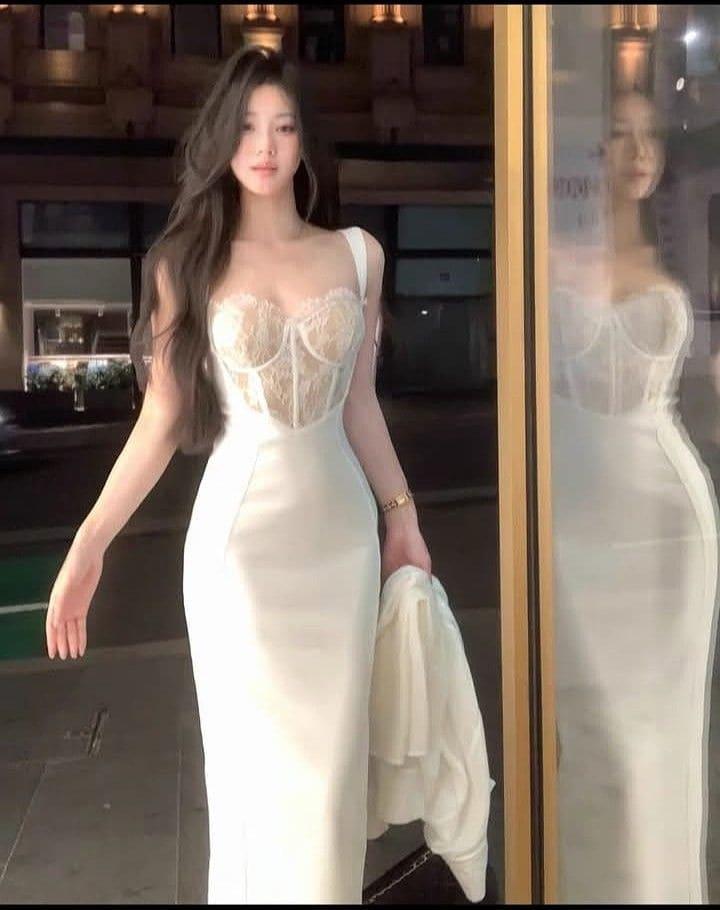 Top 7+ Mẫu Đầm Body 2 Dây Đi Tiệc Hot Nhất 2025 Cho Nàng Gây Thương Nhớ