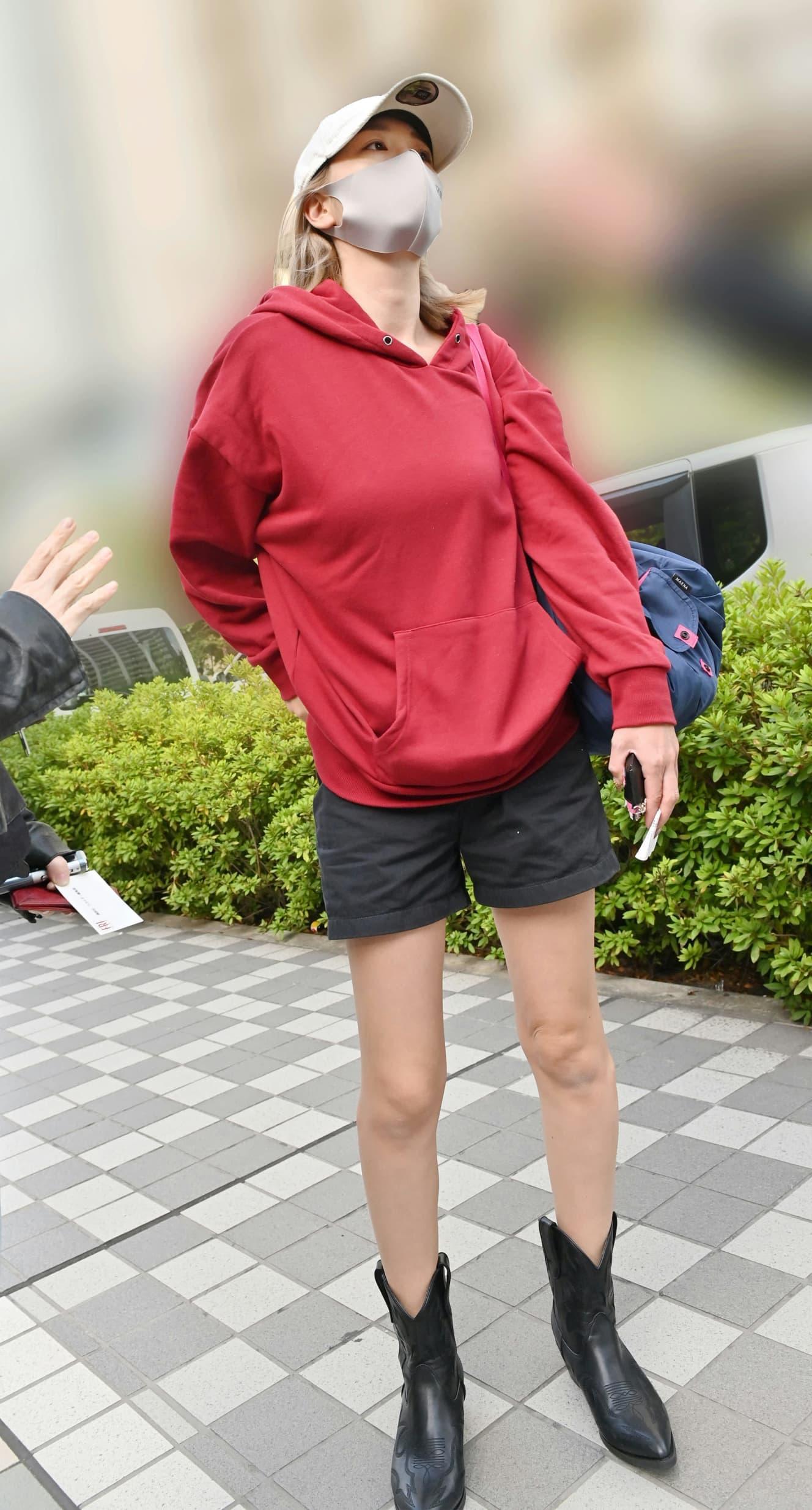 Yukina Kinoshita poses with her new boyfriend in the car…. her “full of aura” treasured photo.