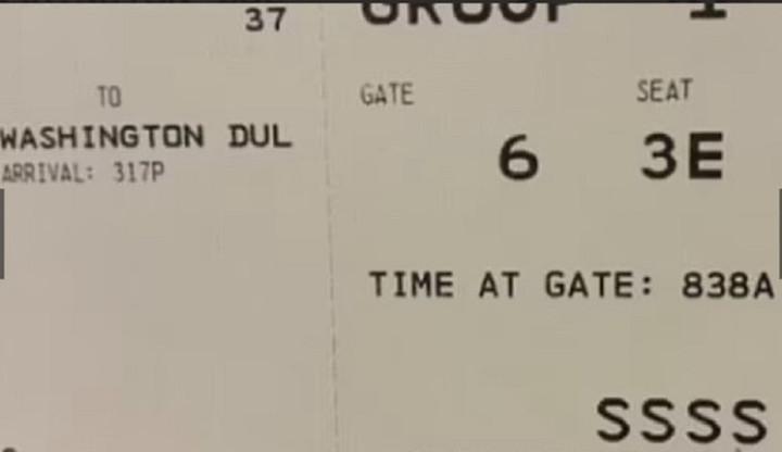 Ý nghĩa đằng sau mật mã in trên vé máy bay