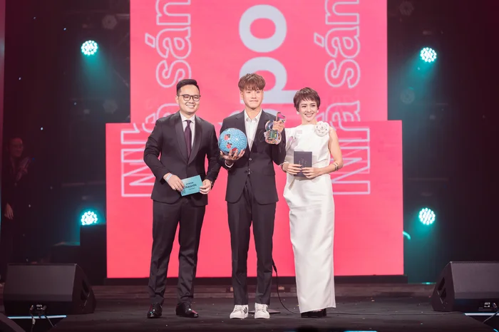 Việt Anh CR7: Từ cầu thủ trẻ trở thành 'nghệ sĩ' của trái bóng tròn với 2 triệu người hâm mộ