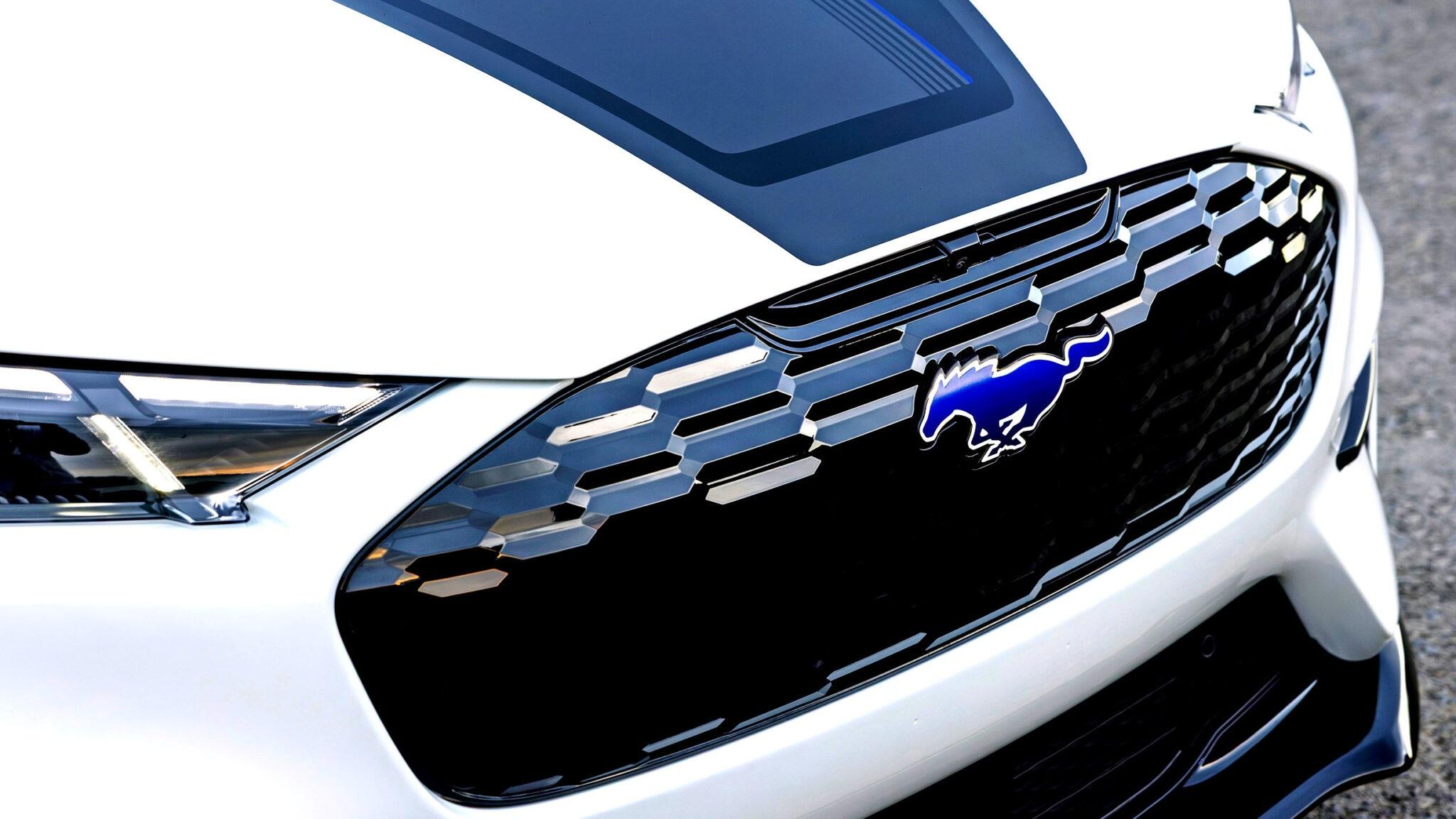 Ford lập kỷ lục buồn với 153 đợt triệu hồi, gần 13 triệu xe bị ảnh hưởng - 1