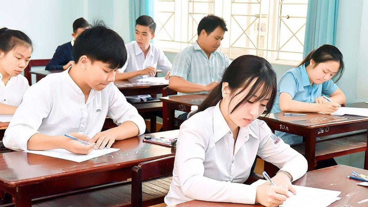 Đi thi mang gì cho may mắn và tránh làm gì để đạt kết quả cao