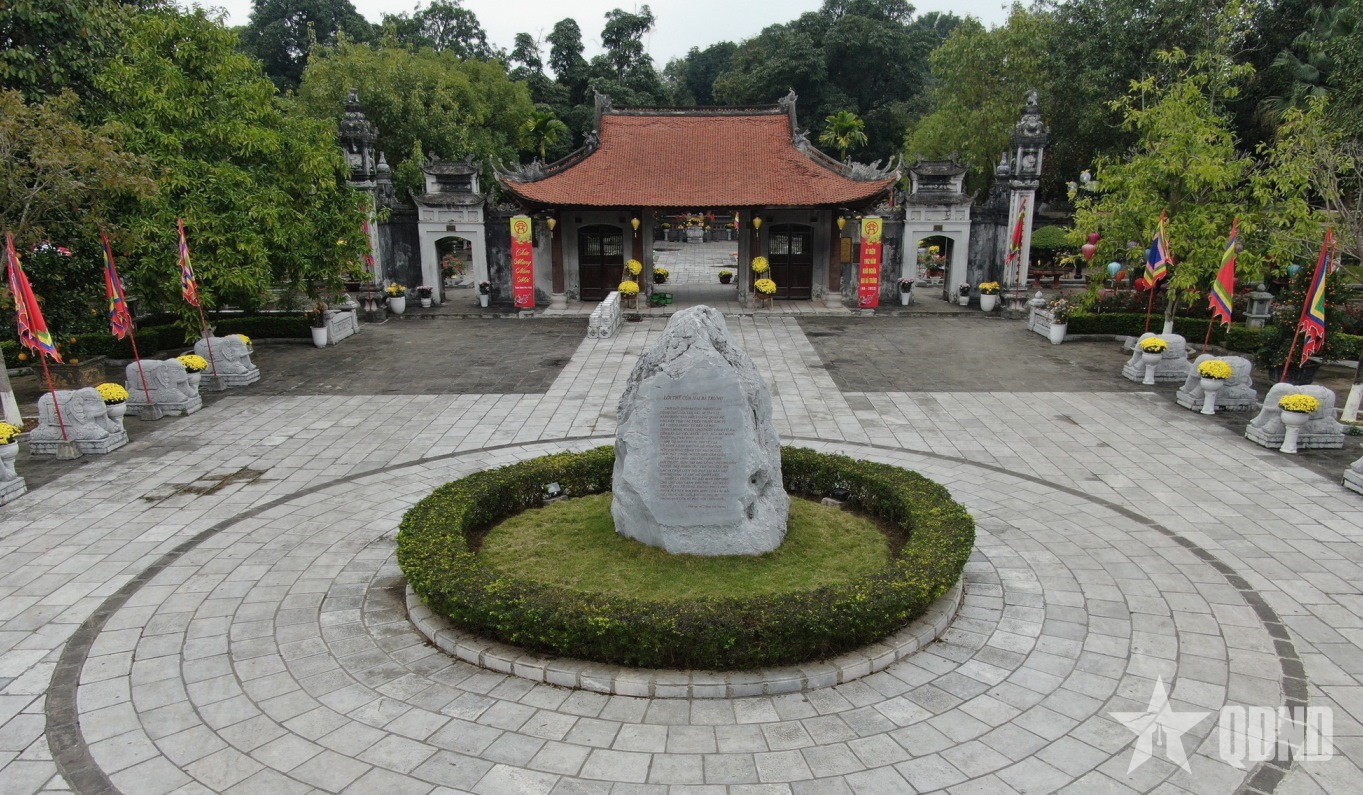 Bác Hồ viết về Hai Bà Trưng