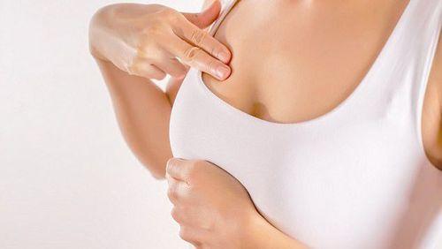 Xơ hóa và u nang đơn giản trong vú