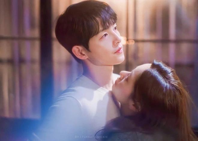 Các cụ bảo: “Nhất gái hơn hai, nhì trai hơn một”, vợ chồng chênh lệch bao nhiêu tuổi mới tốt?