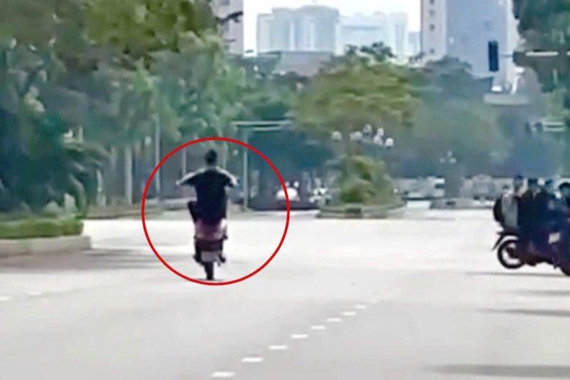 Khám Phá Hiện Tượng **Hình Ảnh Bốc Đầu Xe Máy**