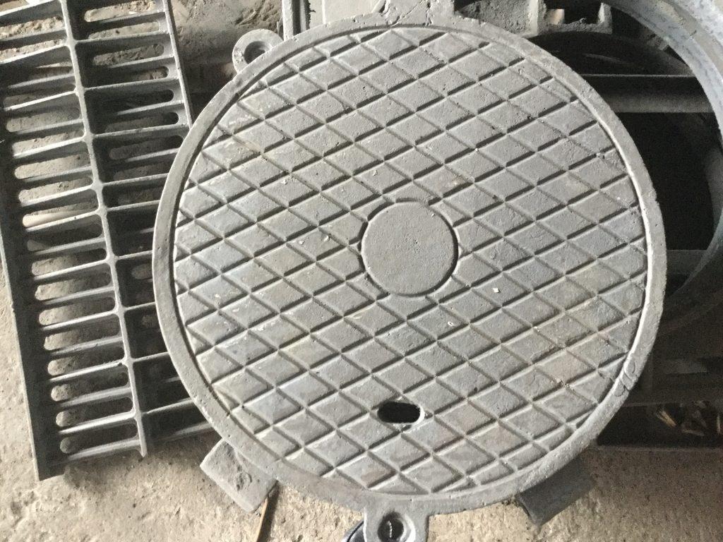 Lắp hố ga hay nắp hố ga, đọc như thế nào cho đúng ?