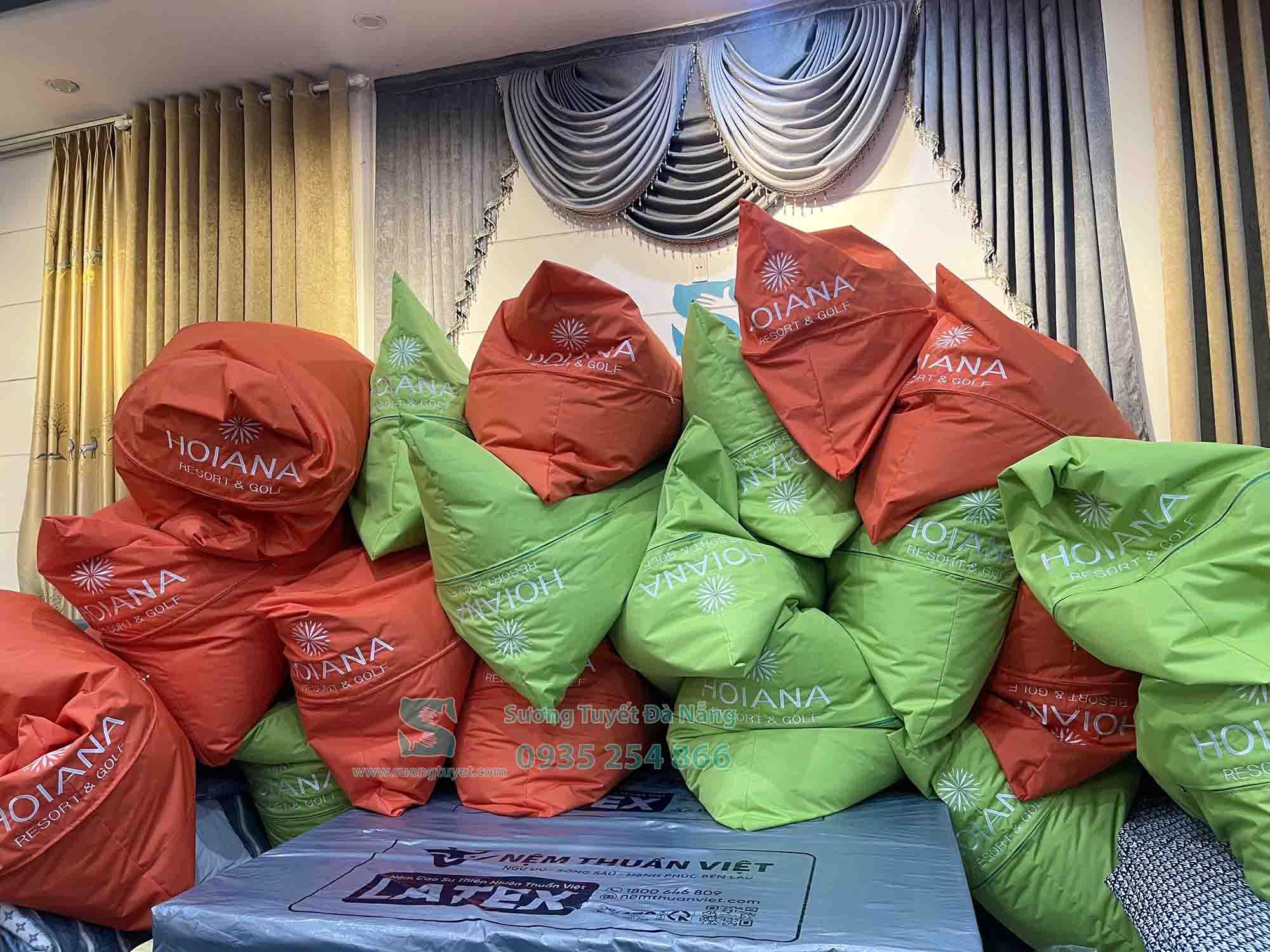 Trẫy Hội Hoiana Resort & Golf Cùng Ghế Lười Sương Tuyết