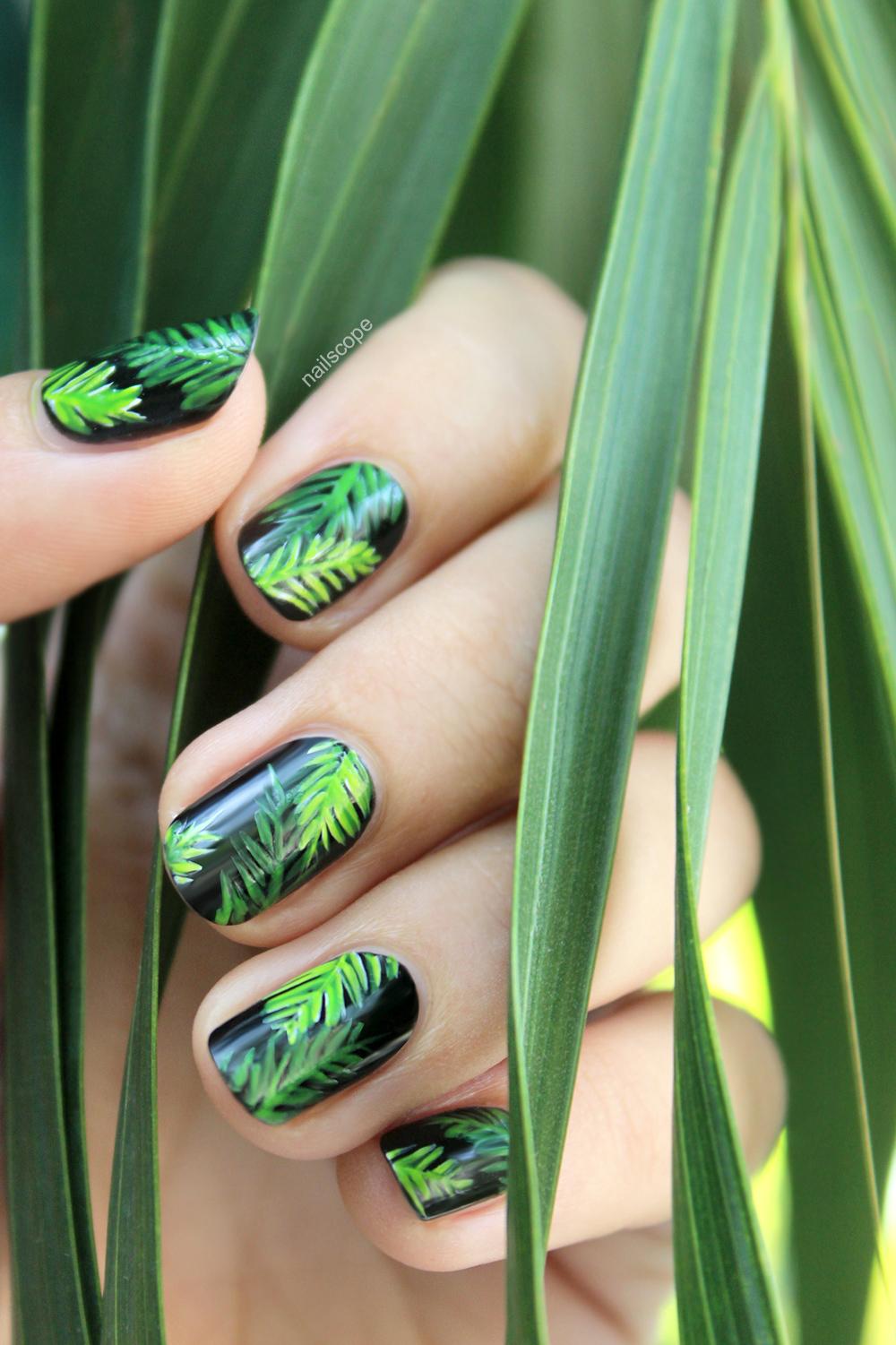 Bắt kịp trào lưu #trashtag với những mẫu nail thiên nhiên xanh mát