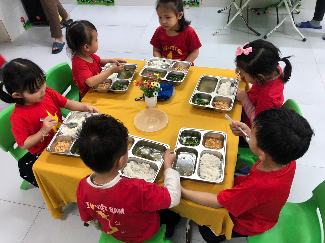 TRƯỜNG MẦM NON XUÂN HẢI TUYÊN TRUYỀN PHÒNG CHỐNG CÁC DỊCH BỆNH MÙA HÈ CHO TRẺ MẦM NON.