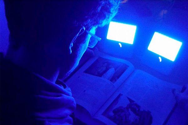 ÁNH SÁNG XANH VÀ TIA UV?