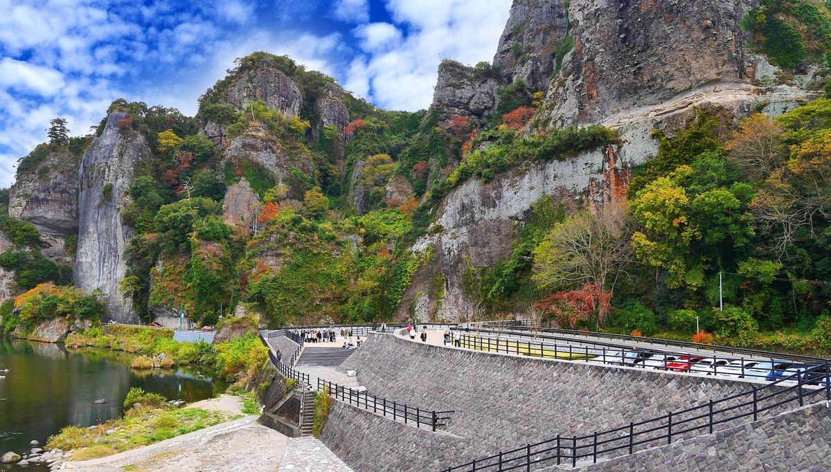 Yabakei (Oita): hẻm núi đá kỳ vĩ, mùa lá đỏ, Ao no Domon & cung đường lái xe tham quan